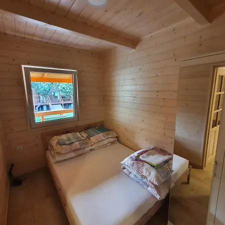 Letniskowe Magnolia Chalet *