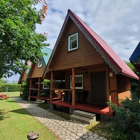 木屋 Letniskowe Magnolia 尤斯托尼莫斯基
